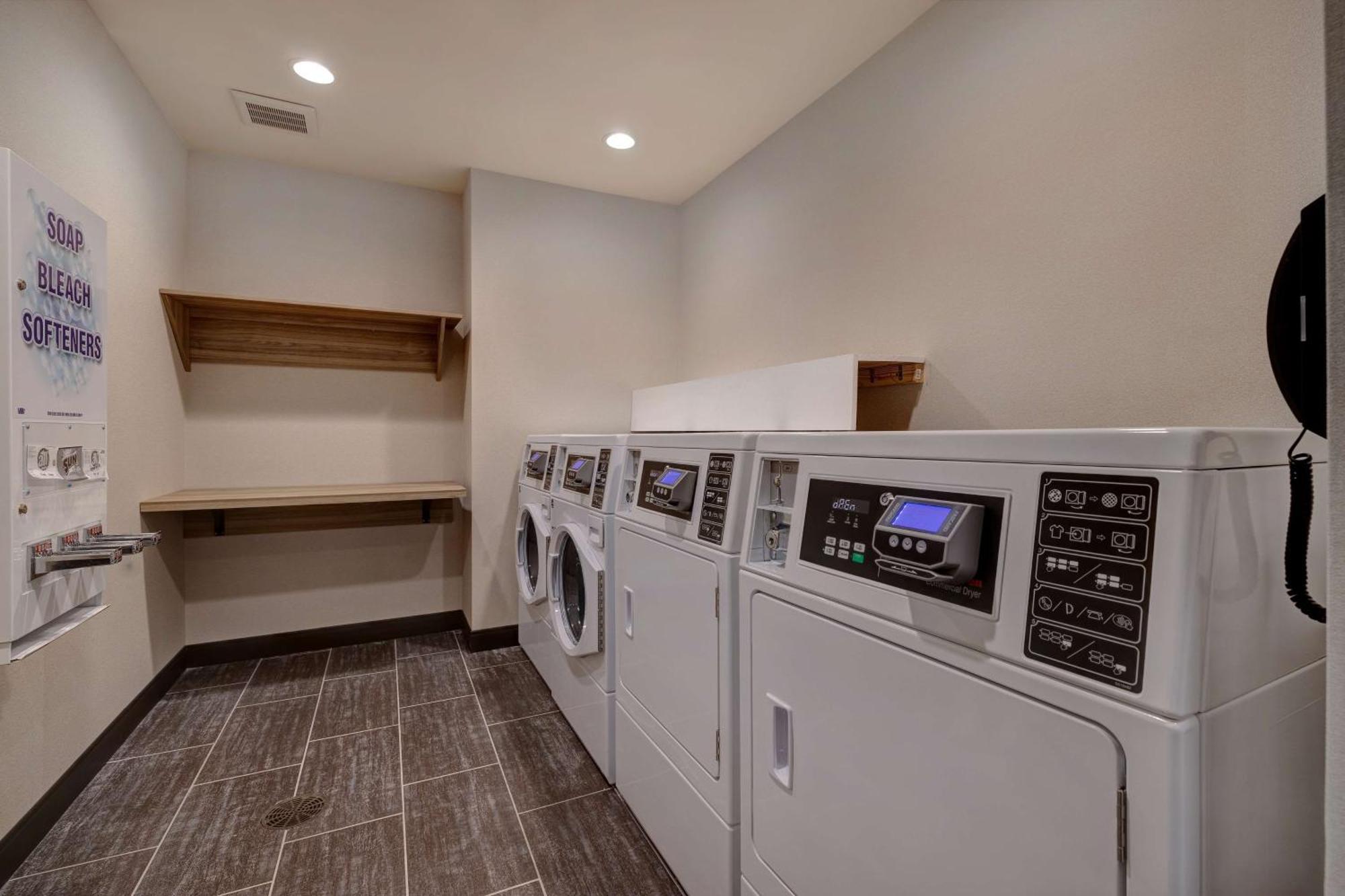 Home2 Suites By Hilton Уилкс Бар Екстериор снимка