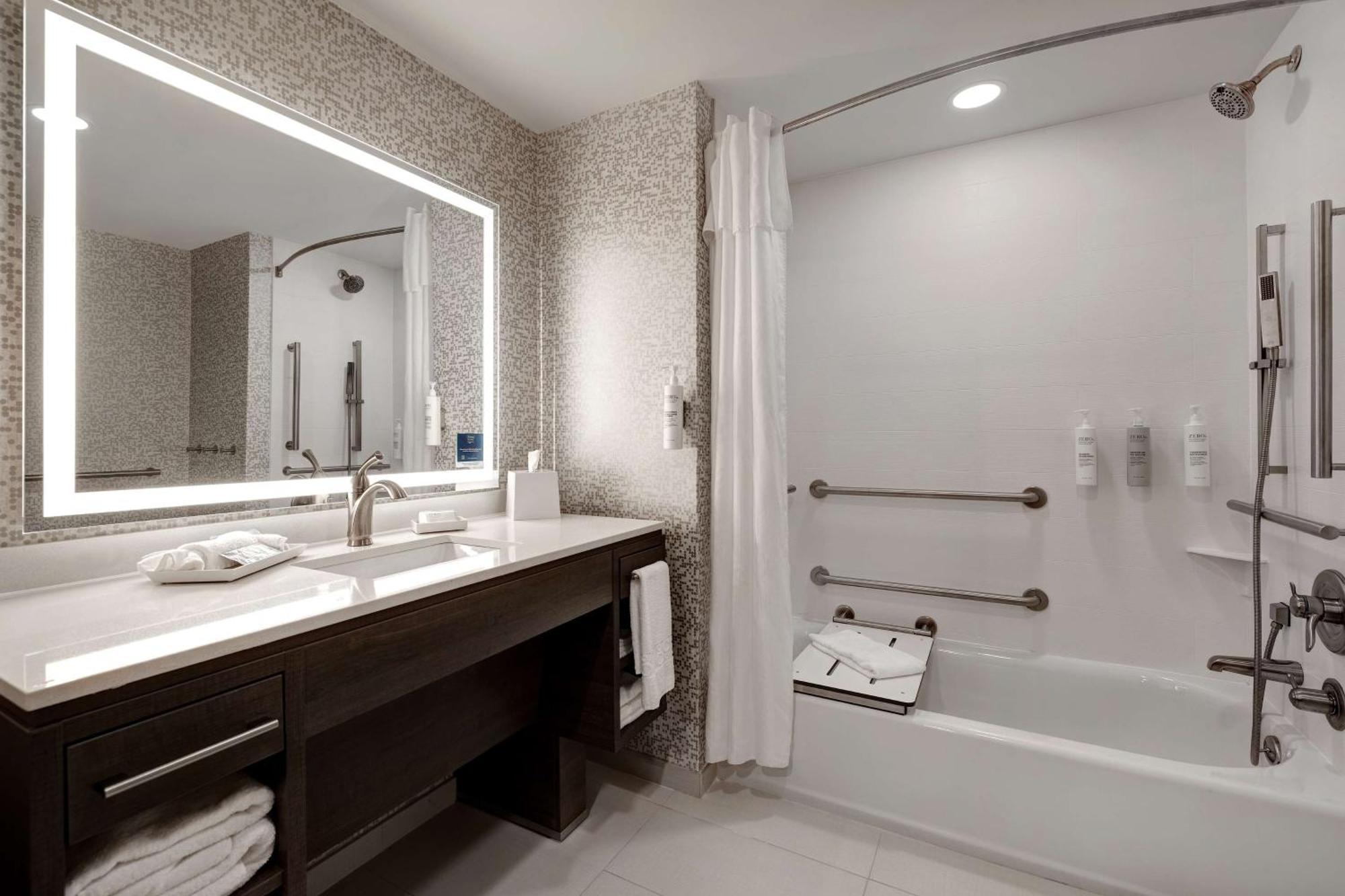 Home2 Suites By Hilton Уилкс Бар Екстериор снимка